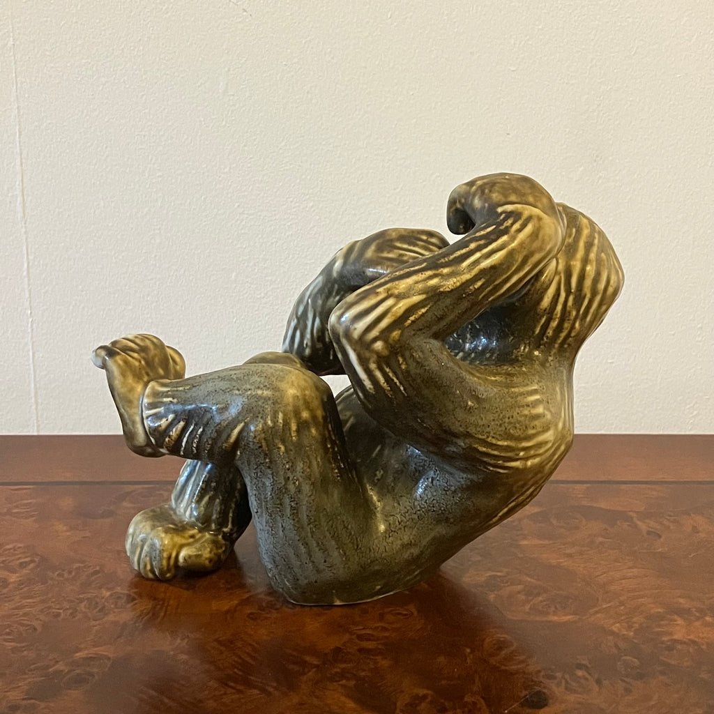 Monkey sculpture by Gunnar Nylund