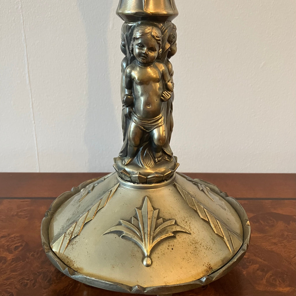 Sculptural table lamp