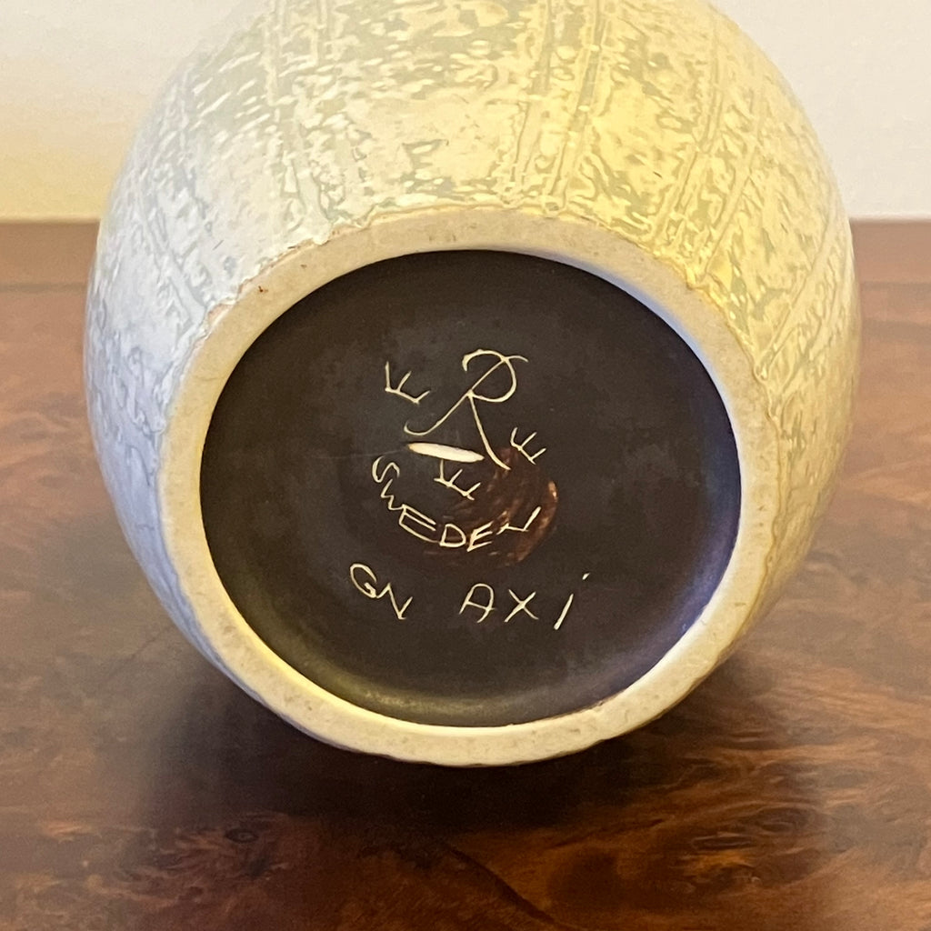 Stoneware vase by Gunnar Nylund