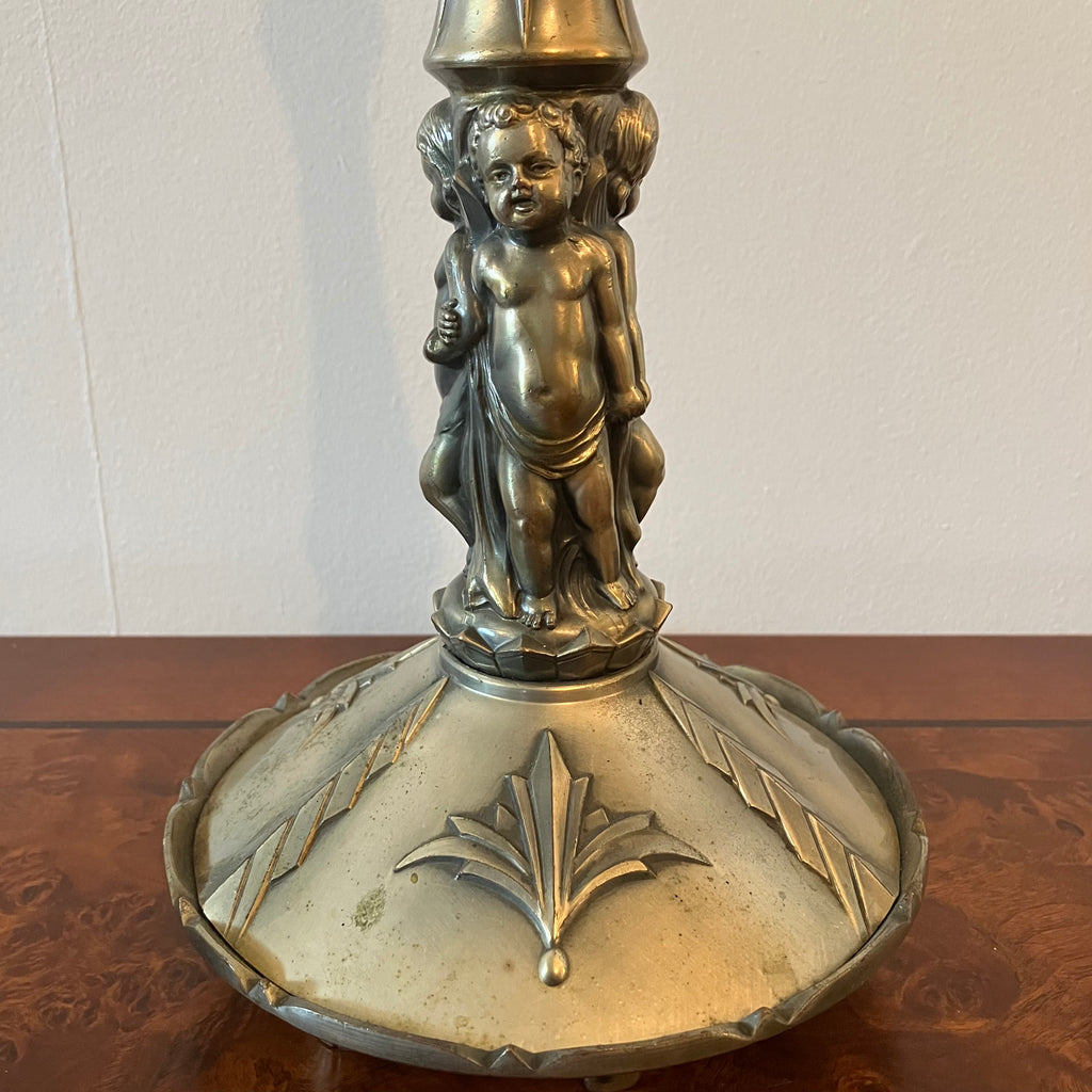 Sculptural table lamp