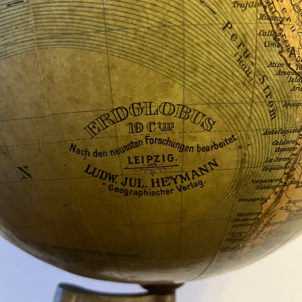 Globe early 20 th century