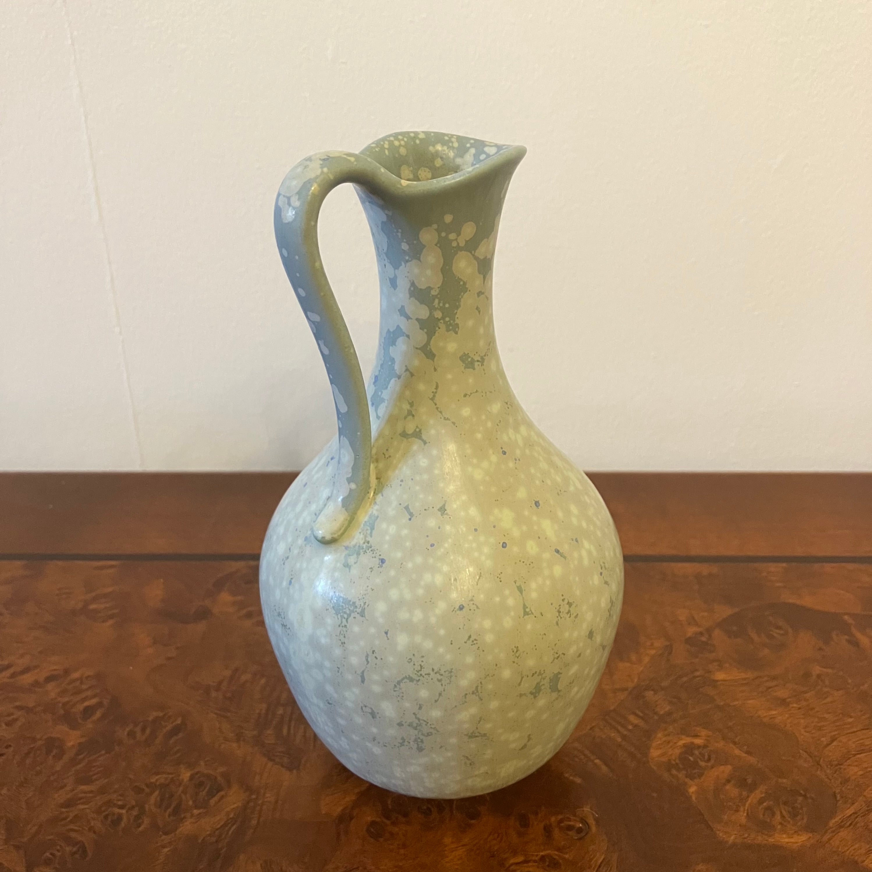 Stoneware vase by Gunnar Nylund