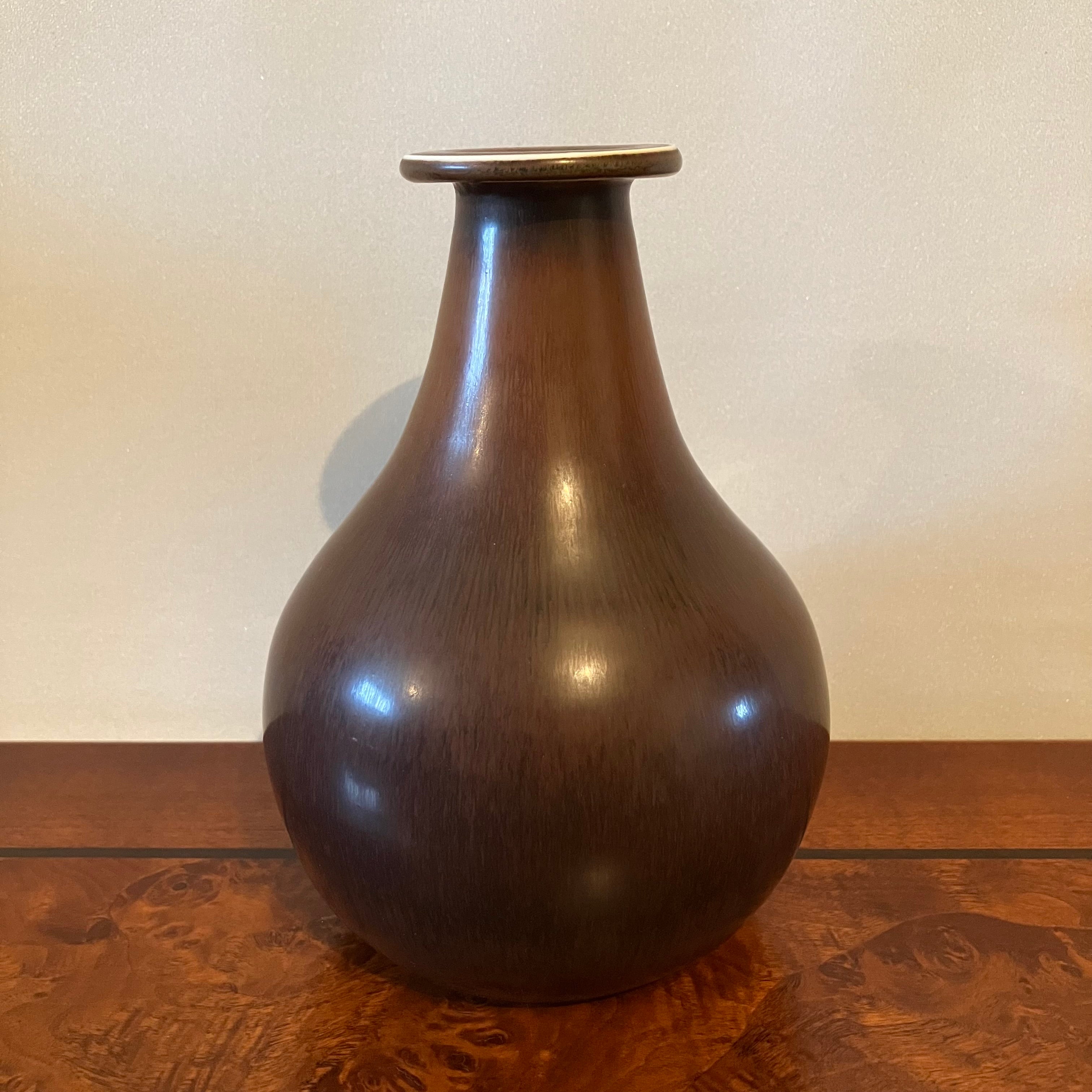 Stoneware vase by Gunnar Nylund