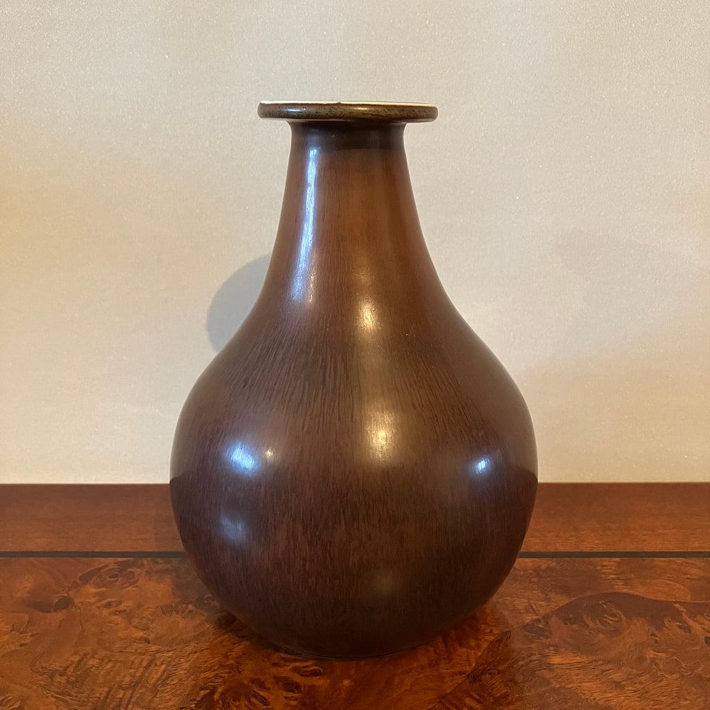 Stoneware vase by Gunnar Nylund